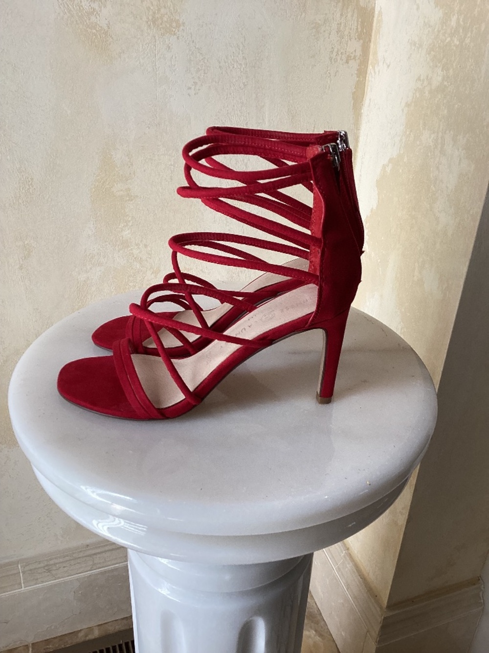 CHINESE LAUNDRY RED LEATHER SUEDE OPEN STRAPPED HEELS SIZE 7